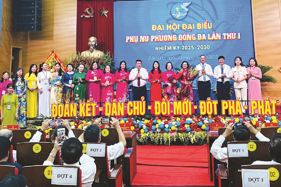 Đại hội Đại biểu phụ nữ cấp xã, nhiệm kỳ 2025-2030: Xây dựng tổ chức Hội  và phong trào phụ nữ phát triển trong giai đoạn mới - 1