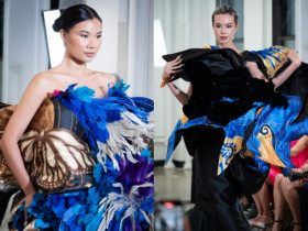 Á hậu Hồng Đăng, Hà Kino trình diễn tại New York Couture Fashion Week