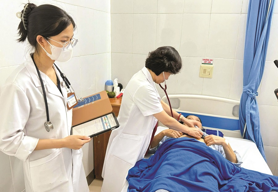 Ngộ độc methotrexate do sử dụng sai liều thuốc - 1