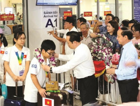 Đặt giáo dục vào trọng tâm chiến lược phát triển