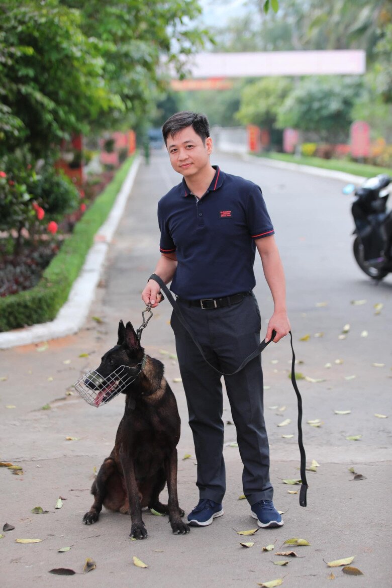 Cặp đôi bí thư - công an xã trên phim giờ vàng ngoài đời đều mang hàm Trung tá, tình duyên muộn màng nhưng cực hạnh phúc - 5