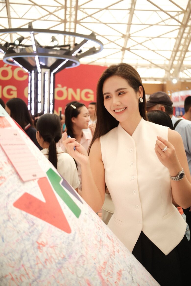 Huyền Lizzie trở lại sóng giờ vàng VTV trong phim của cặp đạo diễn Độc Đạo - 3