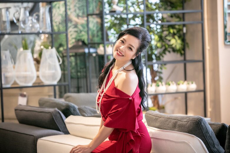 Nam NSND được cả nước &#34;chèo thuyền&#34; với Chiều Xuân, giờ sống kín tiếng bên vợ 3, con trai út kém bố gần 50 tuổi - 6