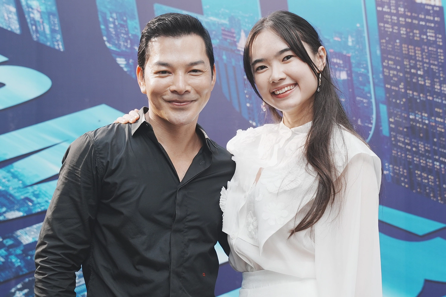 Nhan sắc &#34;phiên bản trẻ&#34; của Hồng Đào: Là nữ sinh Việt được trao giải 100 triệu đồng ở Úc - 15