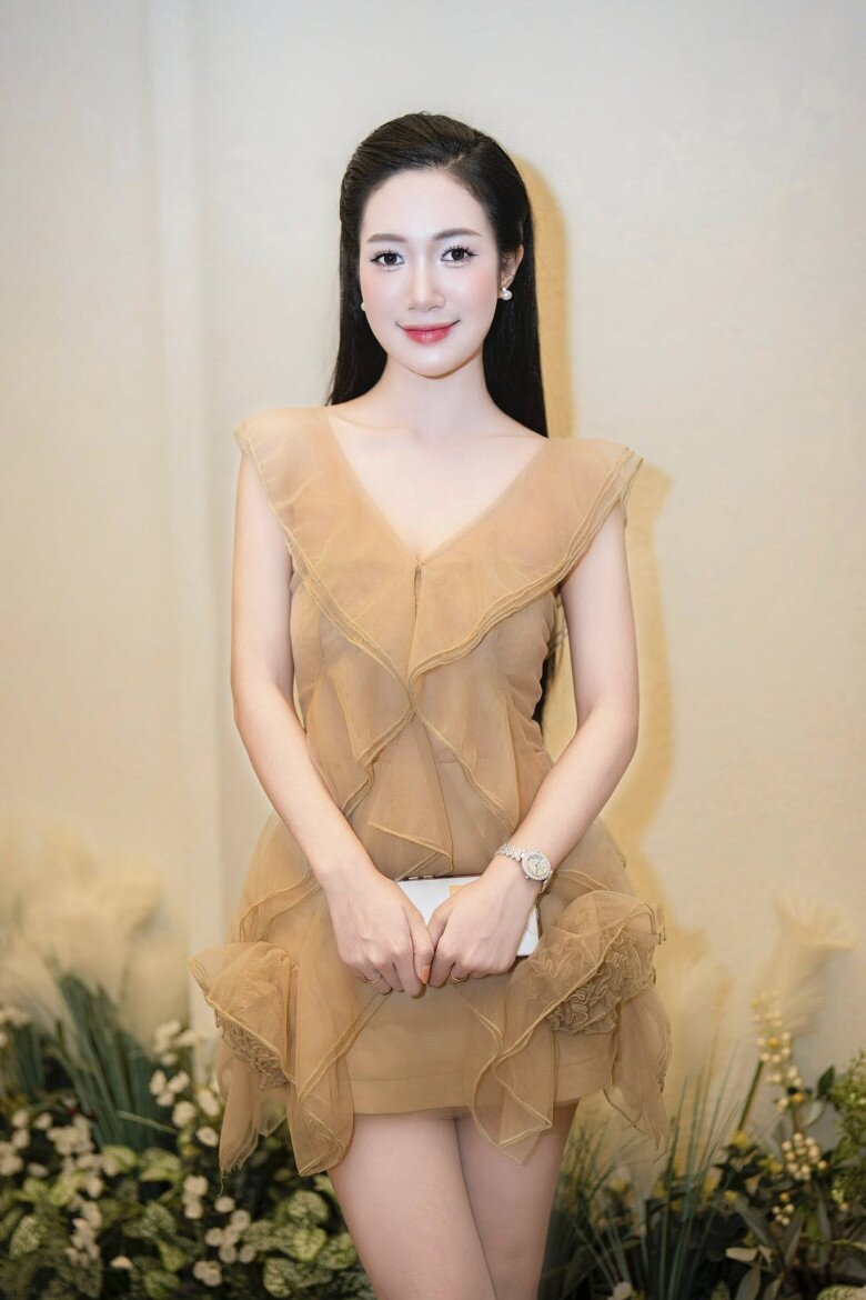 Lần đầu đóng vai phản diện, NSND Trung Anh được học trò nhao nhao xin vé, có mỹ nhân VTV vừa xem vừa &#34;nhắn tin cầu cứu&#34; - 10