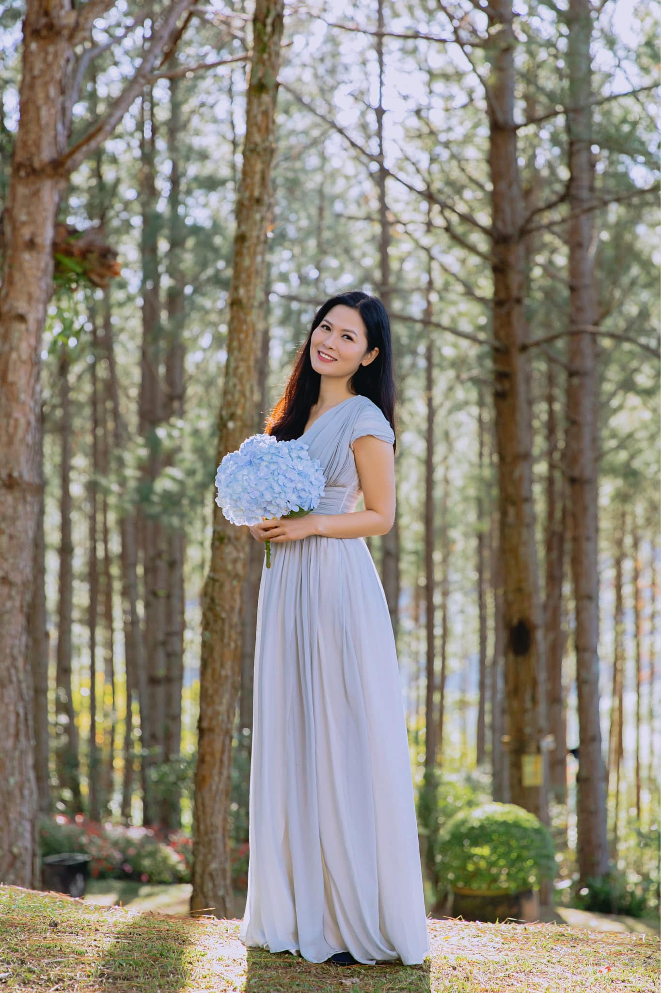 &#34;Thứ trưởng Bộ ngoại giao&#34; trong phim Mưa Đỏ: &#34;Khi nghe con nói &#39;Mẹ cứ yêu đi, miễn là mẹ thấy vui&#39;, tôi đã khóc&#34; - 7
