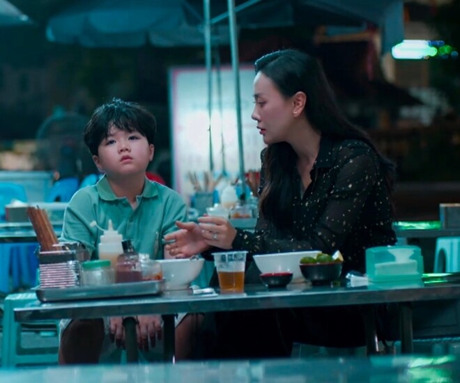 Trưởng ban phụ huynh &#34;đối đầu&#34; Phương Oanh: Ngoài đời là Thiếu tá công an, chồng con xem phim cũng &#34;phát khiếp&#34; - 1