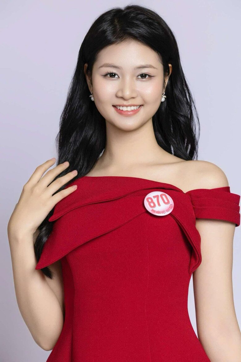 Mỹ nhân 2K4 được khen xinh như búp bê sống, có nhân trắc học hoàn hảo hơn cả Tân Hoa hậu Việt Nam? - 9