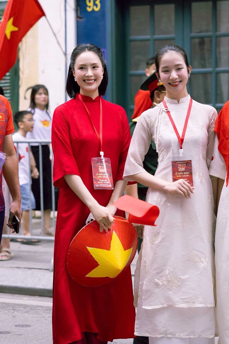 Xuất hiện mỹ nhân VTV U45 trẻ như "lão hoá ngược" trong buổi tổng hợp luyện lần 2, nhiều năm mê ăn một món để "chống già" - 3