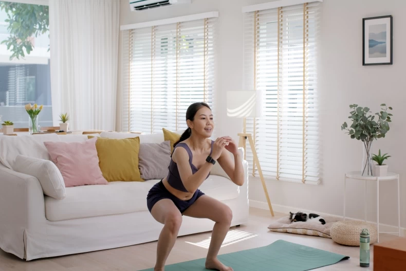Bà nội trợ 40 tuổi giảm gần 10kg trong 2 tháng tiết lộ bí quyết “ngồi xổm” sau ăn giúp đốt mỡ, gầy đến mức bạn bè không nhận ra - 2