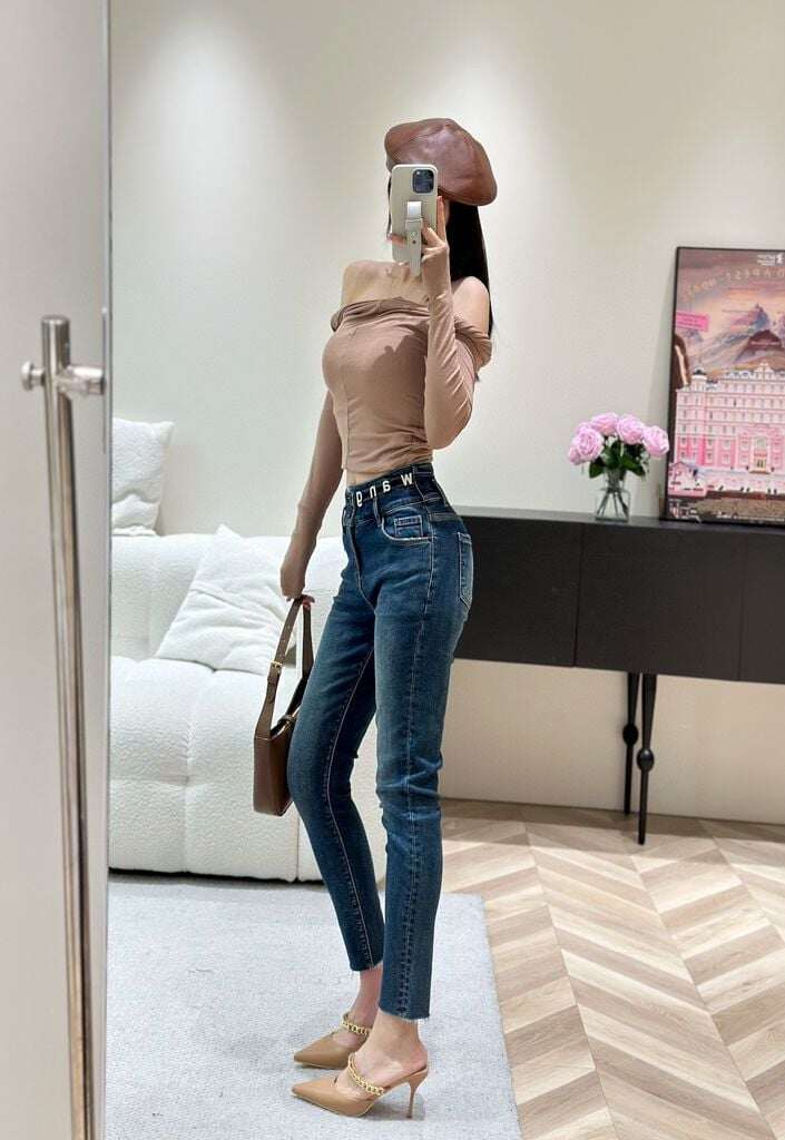 Chân tay gầy nhưng bụng to, nàng học ngay công thức phối đồ giúp to nhỏ đúng chỗ, dáng đẹp như siêu mẫu - 6