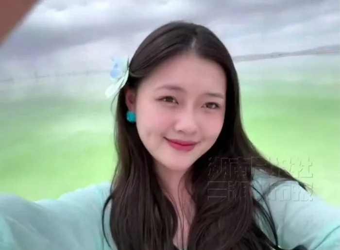 Cô gái bất ngờ nổi tiếng vì có gương mặt giống hệt Từ Hy Viên, dân mạng cảm thán &#34;cứ như ở vũ trụ song song&#34; - 3