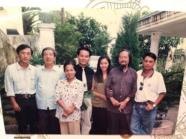 &#34;Crush một thời&#34; của Công Lý có mặt mộc đẹp nhất nhì màn ảnh, từng làm tiếp viên hàng không, nhan sắc U50 gây ngỡ ngàng - 4