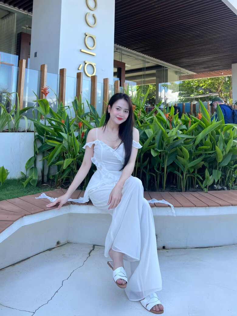 &#34;Bạn thân&#34; Phương Oanh khoe ảnh bố thời quân ngũ có visual sáng bừng, con gái thừa hưởng gen cực phẩm nên đẹp không cần sửa - 9