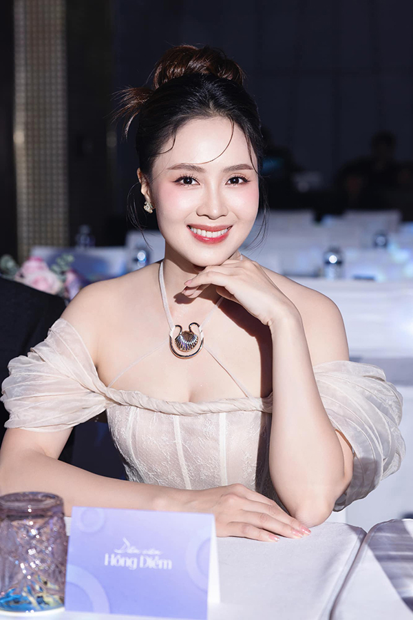 Xuất hiện mỹ nhân VTV U45 trẻ như "lão hoá ngược" trong buổi tổng hợp luyện lần 2, nhiều năm mê ăn một món để "chống già" - 5