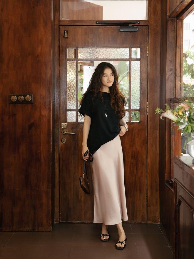 Nếu chỉ được chọn 1 chiếc váy để mặc suốt mùa hè, tôi sẽ chọn ngay kiểu váy “tinh hoa hội tụ” vừa sang vừa mát lại tôn dáng - 8