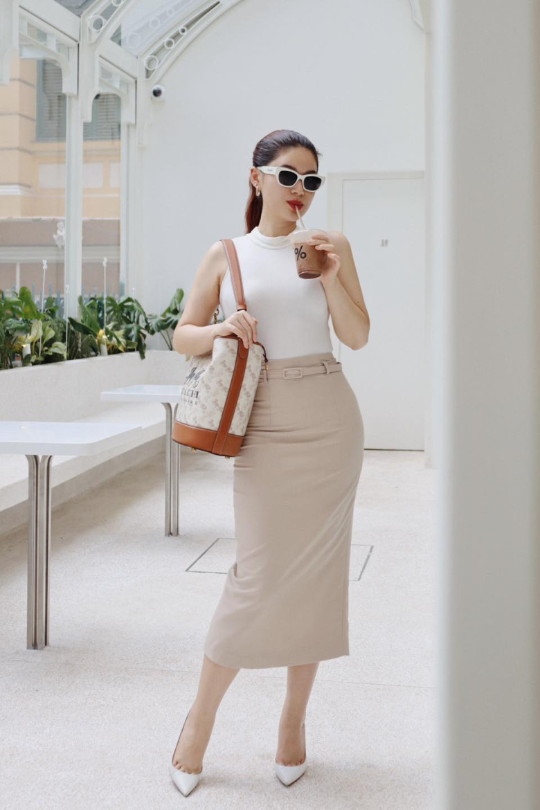 Con gái duy nhất của nữ đại gia thủy sản diện đồ hiệu bị chê, ăn mặc mộc mạc kiểu nông dân lại được yêu - 23
