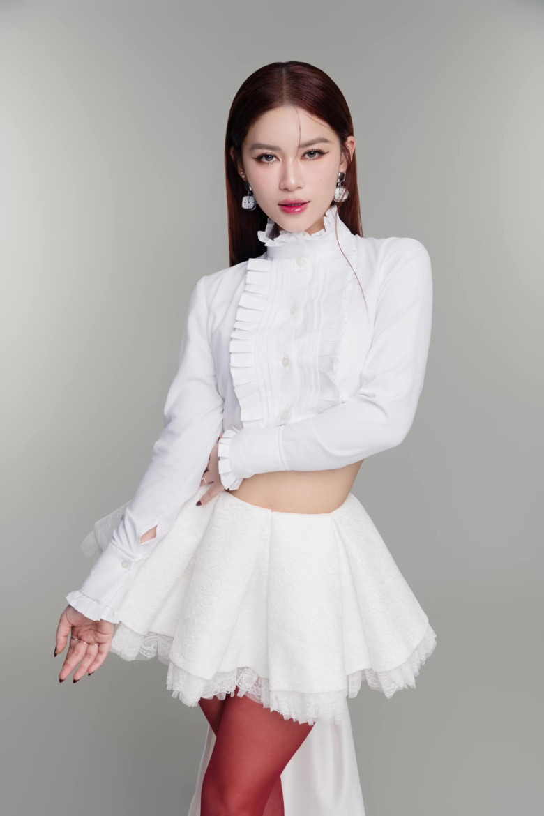 Con gái duy nhất của nữ đại gia thủy sản diện đồ hiệu bị chê, ăn mặc mộc mạc kiểu nông dân lại được yêu - 16
