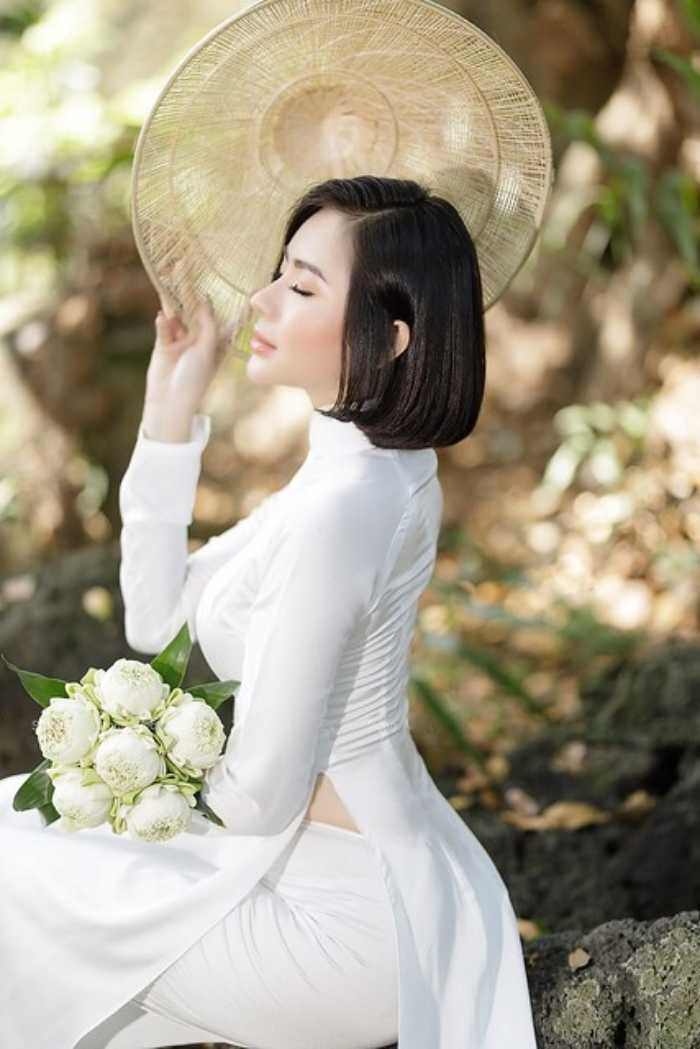 Những kiểu tóc đẹp để phối cùng áo dài khi chụp ảnh 2/9, tôn lên ngũ quan hài hòa lại giúp chị em &#34;hack&#34; tuổi - 6