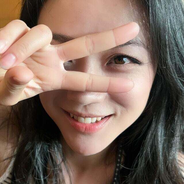 “Nữ thần mặt mộc” U50 duy trì làn da không tì vết, nhờ 3 cốc nước &#34;rẻ như cho&#34; mà không cần đi thẩm mỹ - 4