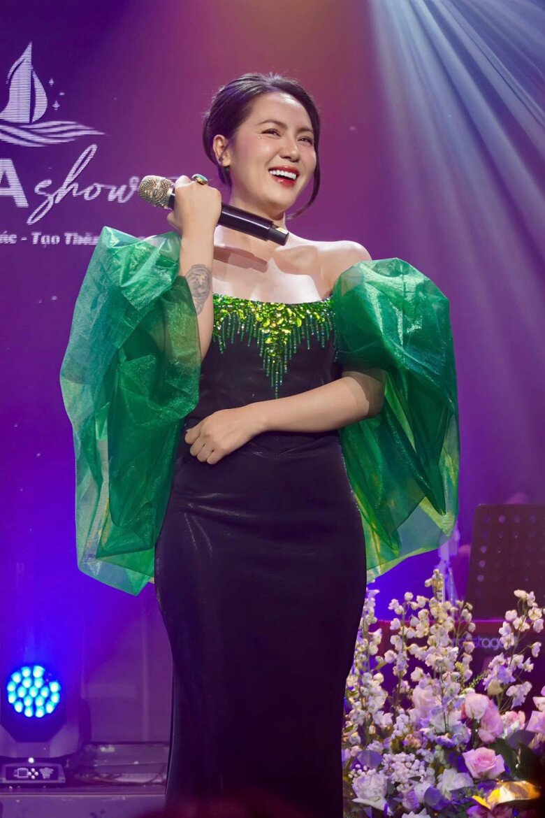 Phương Linh 40 tuổi vẫn chưa lấy chồng, body khiến hội chị em đôi mươi chạy theo ngưỡng mộ - 10