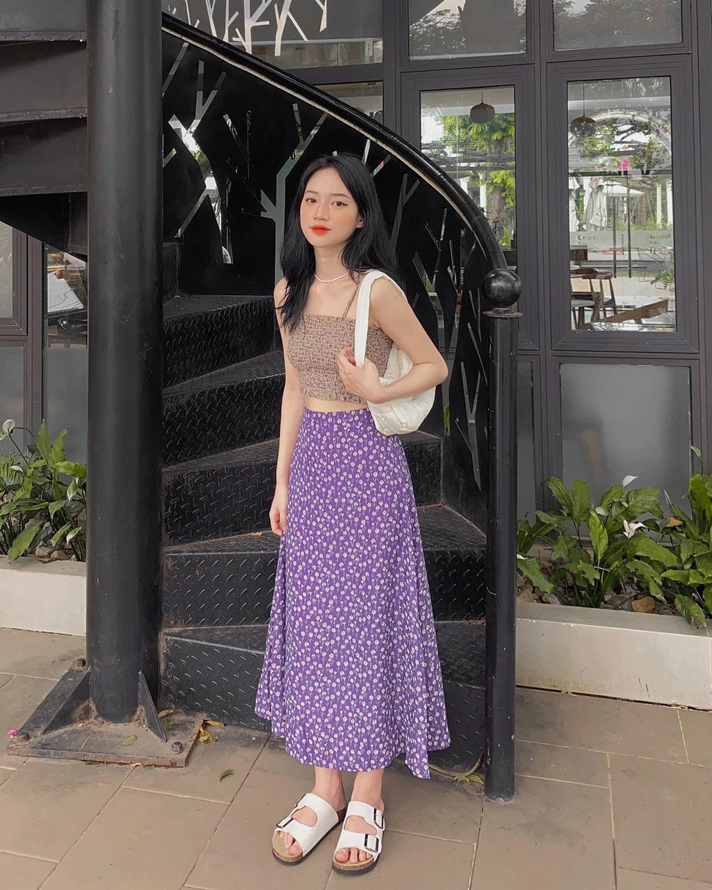 Thời tiết nóng bức cũng đừng mặc đồ như nội y ra phố, diện ngay 4 công thức vừa mát vừa sang cho mùa nóng - 11