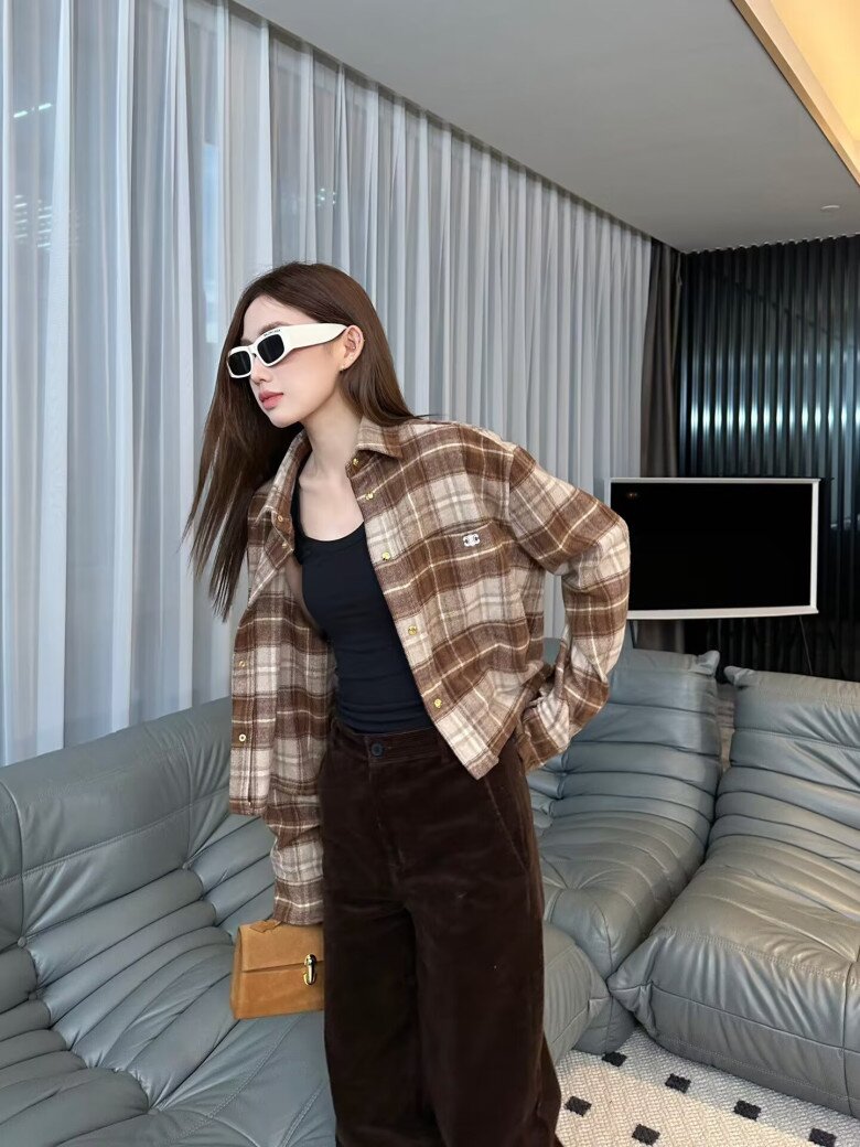 Hơn cả sơ mi trắng, đây là kiểu áo sang xịn đang khiến hội sành điệu phát sốt, diện lên ai cũng phải hỏi mua ở đâu - 11