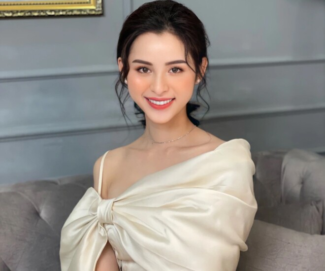 &#34;Tiên nữ Đăknia&#34; một thời mặc yếm táo bạo gây tranh cãi, nay về quê bán bún mặc đồ bộ giá rẻ khó nhận ra - 1