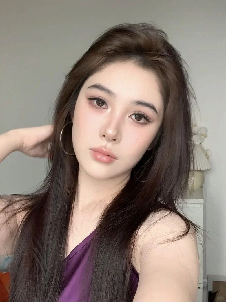 Tóc xẹp lép và thưa thớt, chị em dùng 3 cách này tóc bồng bềnh tức thì, trông dày đẹp như dòng suối - 7