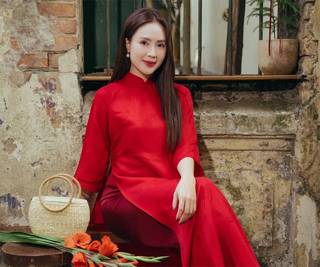 Từng nhận cát xê 50.000 đồng, Hồng Diễm giờ là &#34;nữ hoàng rating VTV&#34; vẫn dùng hàng hiệu &#34;tiết kiệm&#34; - 1