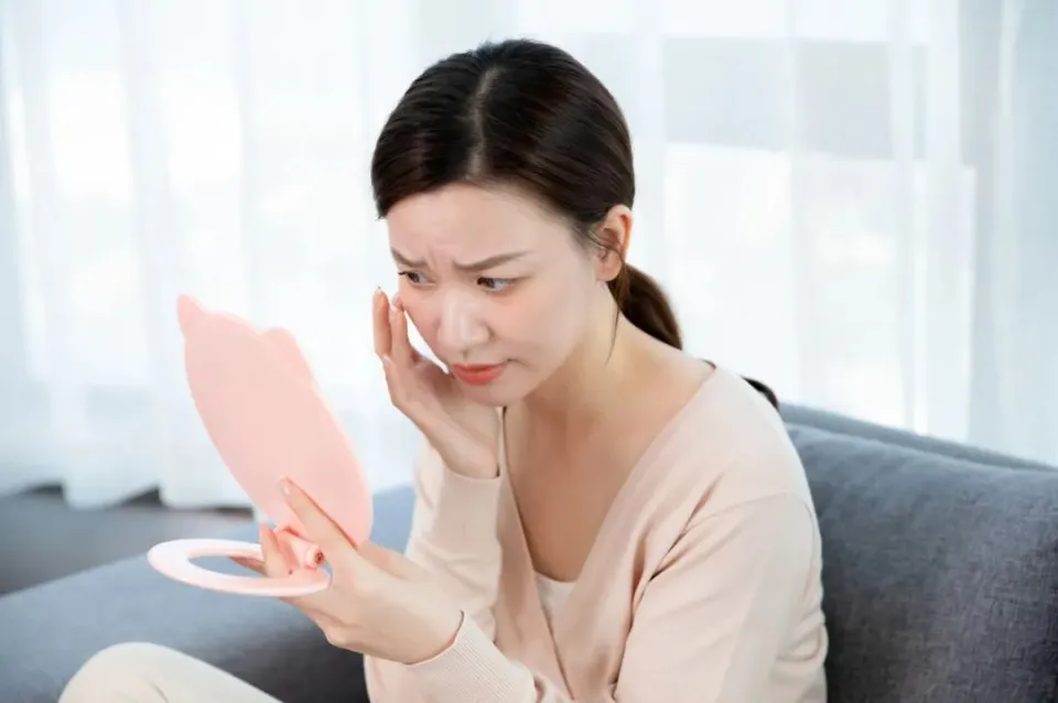 Tưởng chẳng liên quan, tập bộ phận này hiệu quả như nâng cơ mặt, giúp da căng bóng trẻ lâu hơn dùng kem tiền triệu - 2