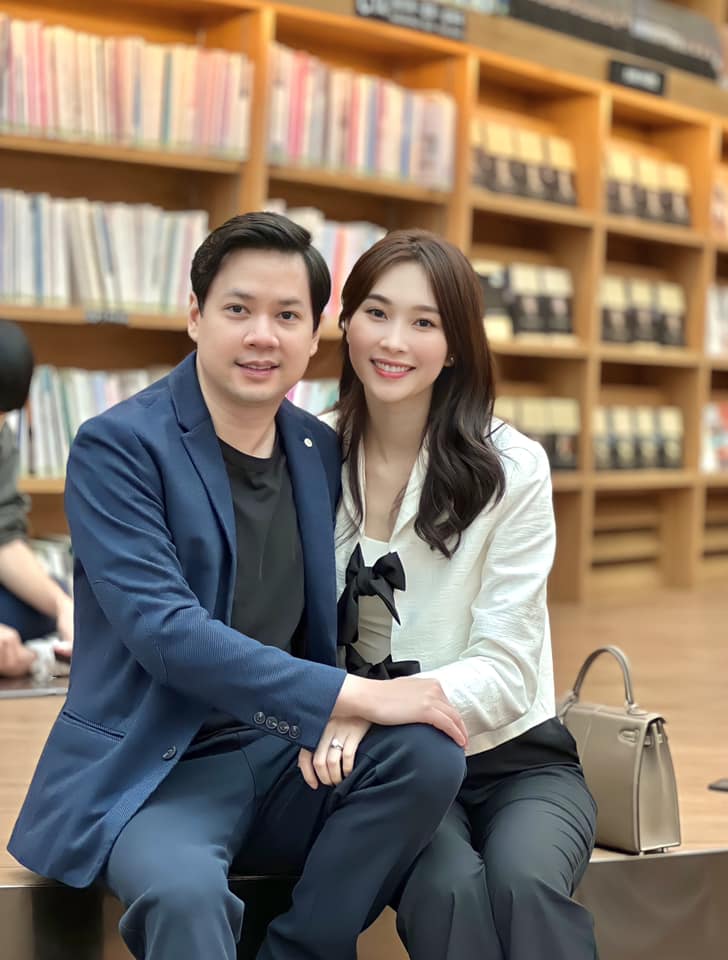 Xuất thân thôn quê, &#34;thần tiên tỷ tỷ&#34; đẹp nhất Việt Nam nay làm phu nhân hào môn vẫn chỉ kè kè 2 kiểu túi xách &#34;giàu ngầm&#34; - 5
