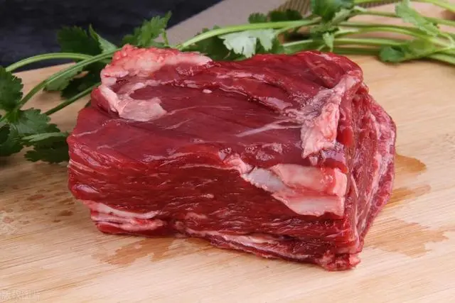 Mua thịt bò, hãy ghi nhớ “3 không”, đầu bếp lâu năm bật mí cách chọn những miếng ngon nấu gì cũng đỉnh - 2