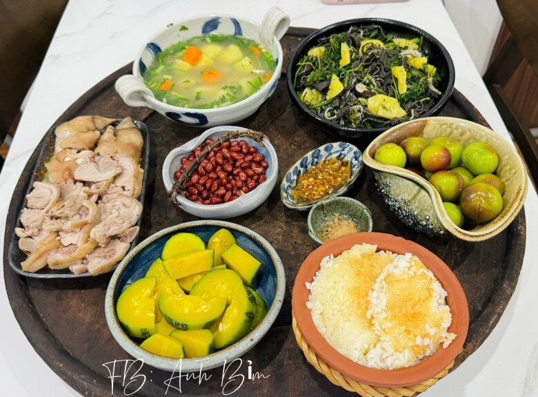 Nàng dâu số hưởng, thường được mẹ chồng gửi đồ cho, khoe hơn 20 mâm cơm đậm vị nhà nhìn mà thèm - 13