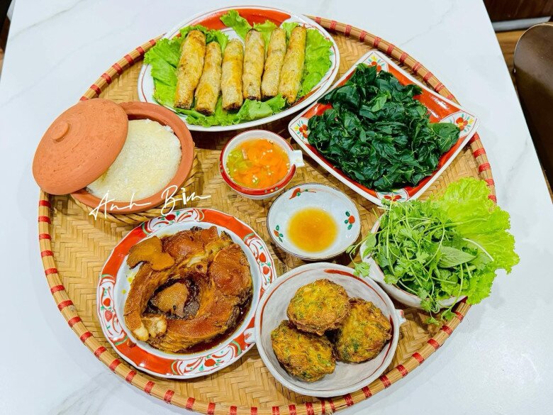 Nàng dâu số hưởng, thường được mẹ chồng gửi đồ cho, khoe hơn 20 mâm cơm đậm vị nhà nhìn mà thèm - 16