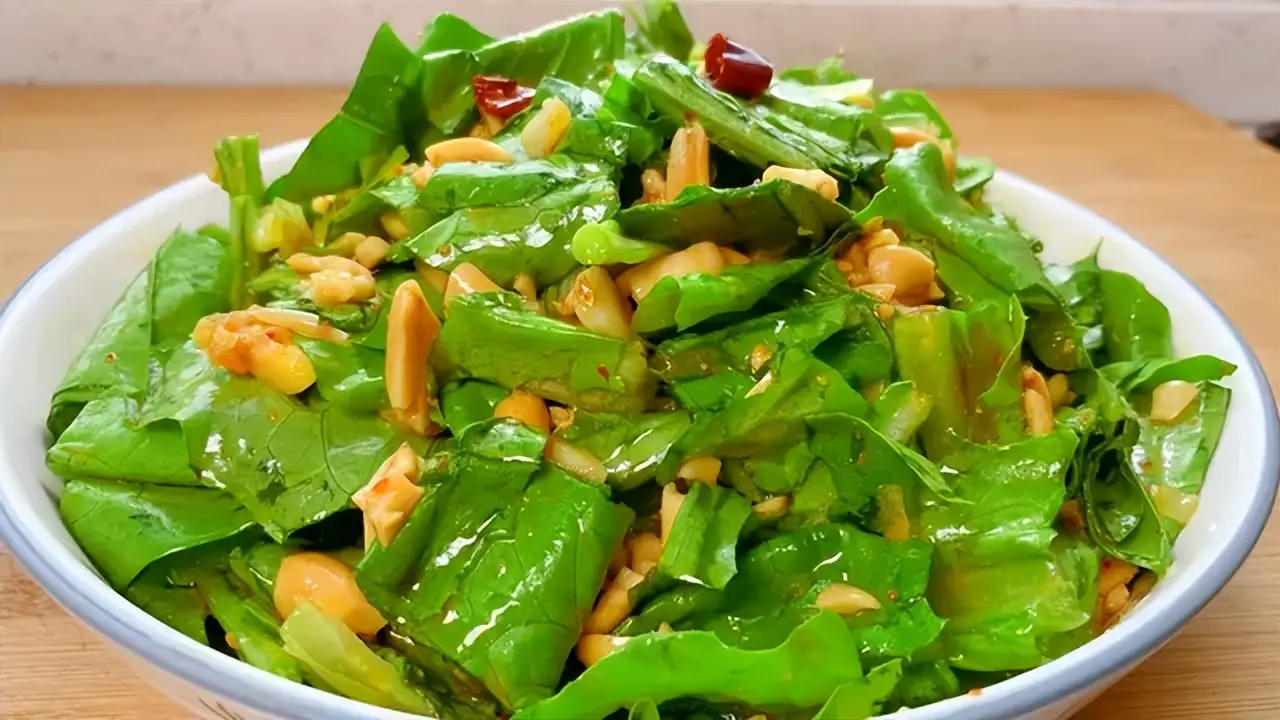 Rất nhiều người bỏ qua loại rau này, hàm lượng canxi cực cao, còn tốt hơn cả tôm khô, đem trộn gỏi cực ngon mát - 5