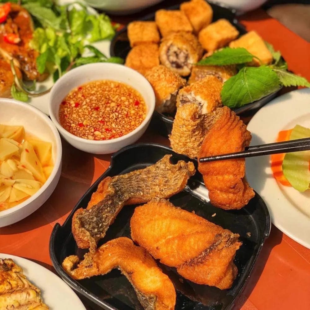 4 kiểu bún cá nhất định phải thử khi tới Hà Nội, giá chỉ từ 25.000 đồng, thích hợp cả ngày nắng nóng hay mưa giông  - 1