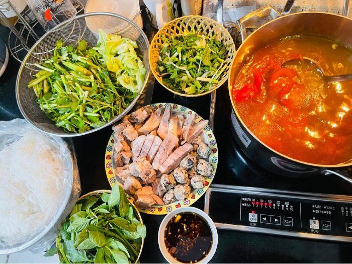 Món bún dân dã có tên gọi lạ, cực đắt khách dịp hè, lưu ngay 5 địa chỉ ngon nhất Hà Nội  - 3