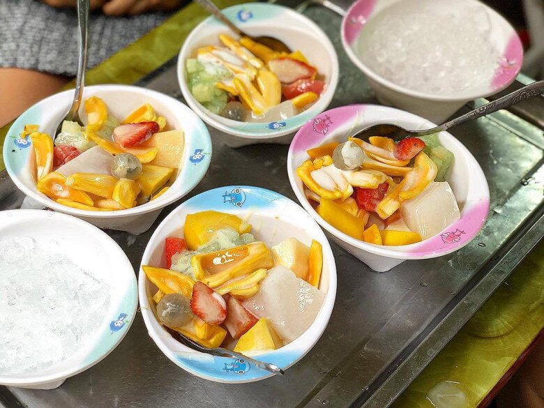 6 thiên đường ăn vặt giá sinh viên mà cực chất lượng ở Hà Nội, đông nườm nượp muốn thưởng thức phải xếp hàng - 3