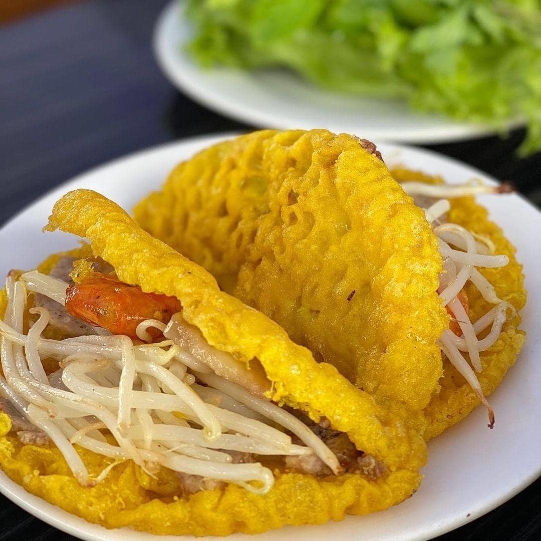 Món bánh đặc sản xứ Huế nghe tên đã thấy “khoái”, phải ăn cùng nước chấm 10 loại gia vị mới chuẩn bài - 2