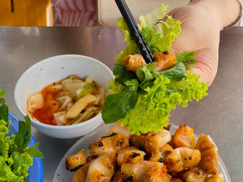 Món chả tôm dùng bánh phở để cuốn, đặc sản chỉ có ở Thanh Hóa, phải biết cách chế biến mới ngon - 4