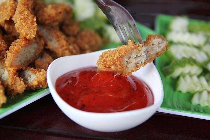 Ăn gì ở Hà Nội ngày mưa gió? Mách bạn những món ngon lề đường nóng hổi, tín đồ ăn cay không thể bỏ qua - 5