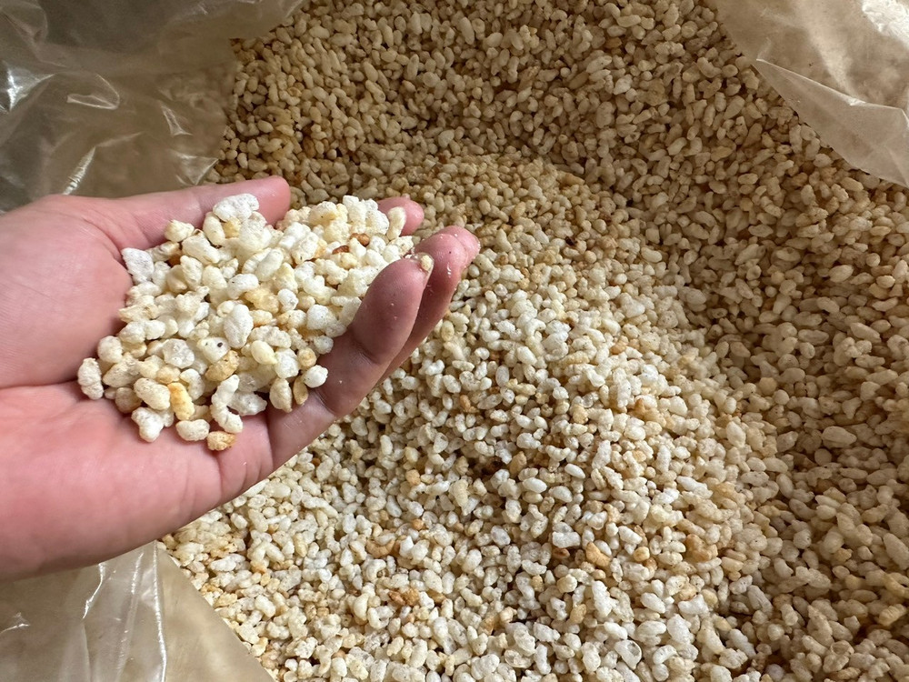 Món bánh đặc sản vùng cao nghe tên cực lạ, là biểu tượng của sự mến khách với giá rẻ bất ngờ  - 3