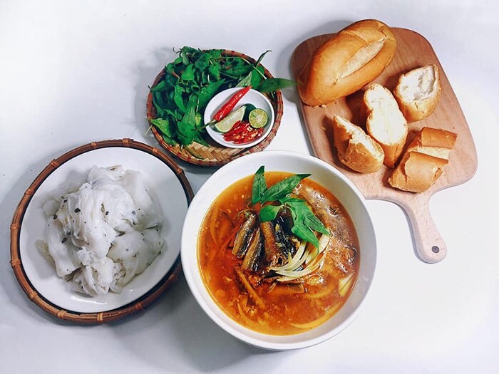 Phiên bản bánh mì chấm cháo lươn đậm đà xứ Nghệ, giá chỉ 25.000 đồng, phải biết cách thưởng thức mới ngon  - 4