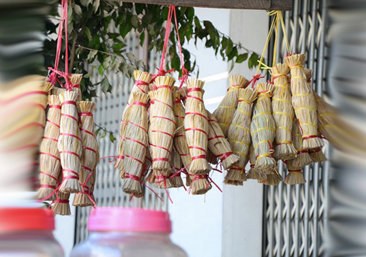 Đặc sản trứ danh gói gọn tất cả &#34;hương đồng gió nội&#34; của miền Trung, sánh ngang nem công chả phượng - 4
