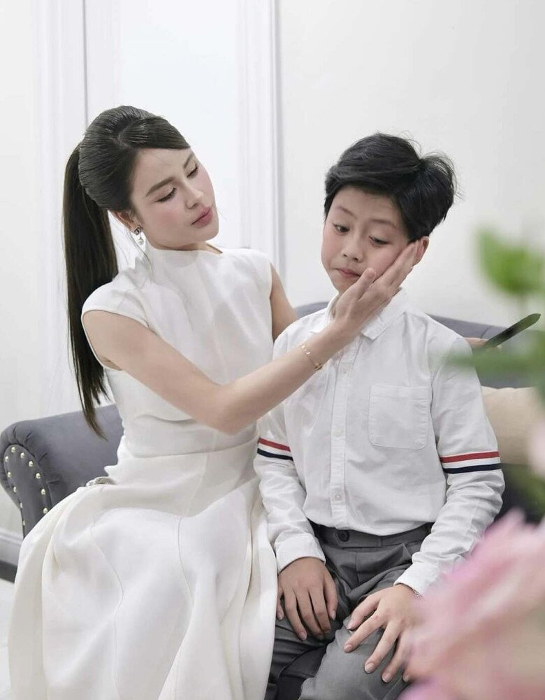 Cùng 35 tuổi: Lương Thu Trang hút mọi ống kính trong nhiệm vụ A80, Sam làm mẹ 2 con, ở nhà hơn 10 tỷ đồng - 6