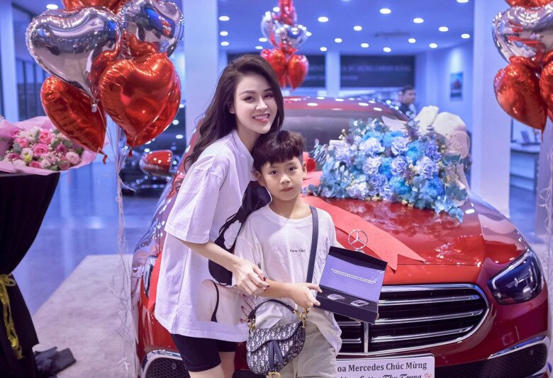 Cùng 35 tuổi: Lương Thu Trang hút mọi ống kính trong nhiệm vụ A80, Sam làm mẹ 2 con, ở nhà hơn 10 tỷ đồng - 7