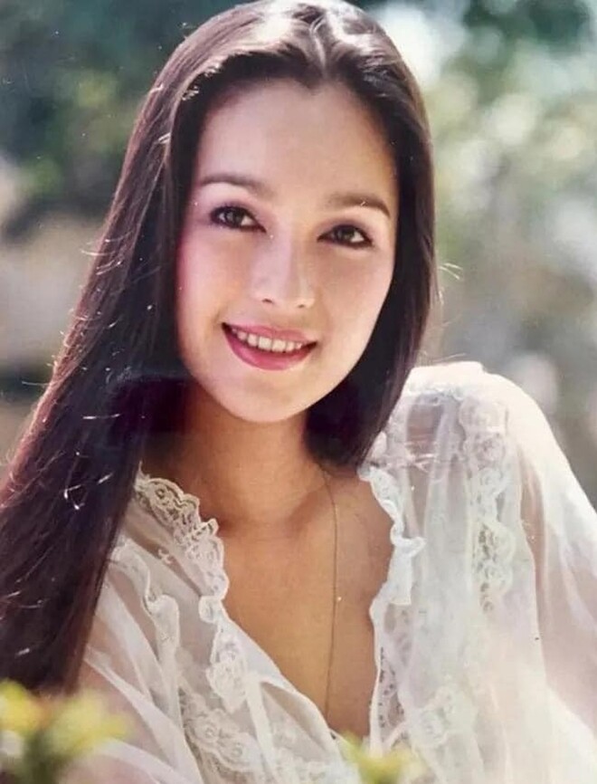 Cùng sinh năm 1962: Hồng Đào giờ vẫn được bố cho tiền, Diễm My được chồng đại gia tặng nhẫn kim cương 5 tỷ - 9