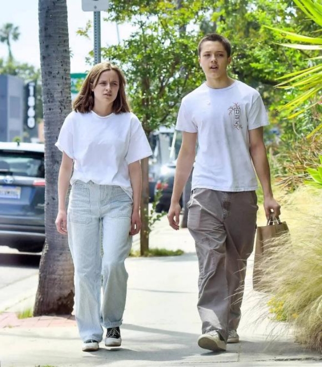 Con trai ruột duy nhất của Angelina Jolie giáng đòn “kết liễu” mọi hy vọng của Brad Pitt - 4