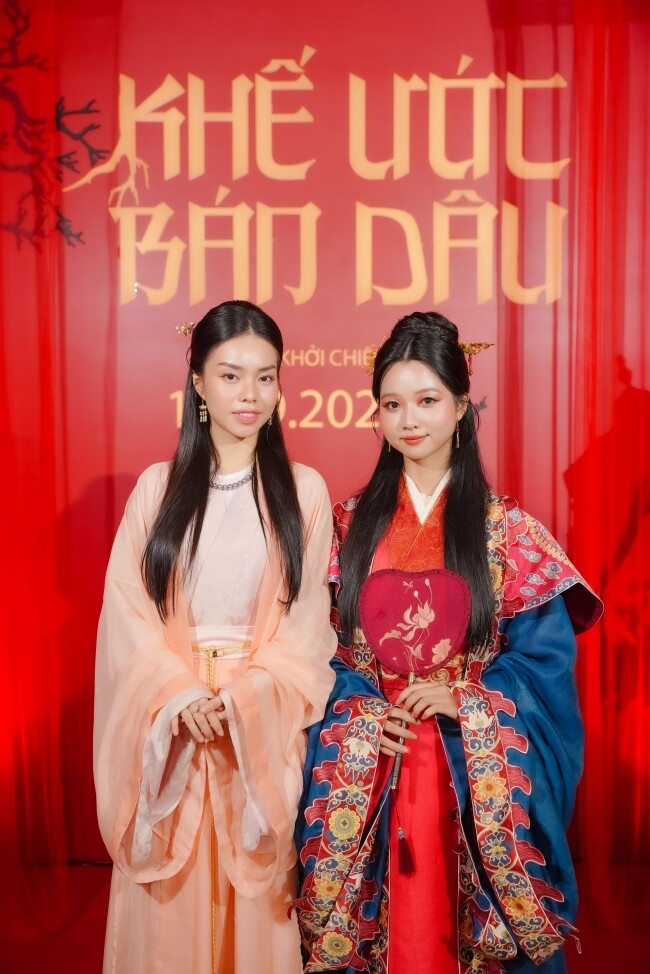 Sao nhí hot nhất màn ảnh Việt trổ nét thiếu nữ xinh như hoa, thừa nhận có khoảng cách với &#34;ông xã&#34; hơn 13 tuổi - 5